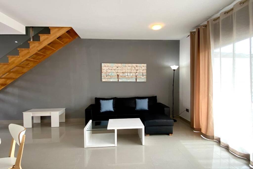 Chalet Moderno Con Piscina En Mont - Roige Bahia Kültér fotó