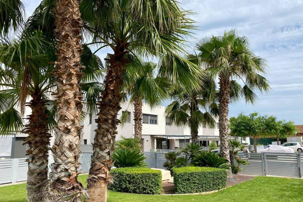 Chalet Moderno Con Piscina En Mont - Roige Bahia Kültér fotó